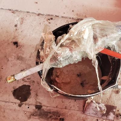 Заполнение пустот в межэтажном перекрытии инъекционным полиуратановым составом MC-Montan Injekt LE